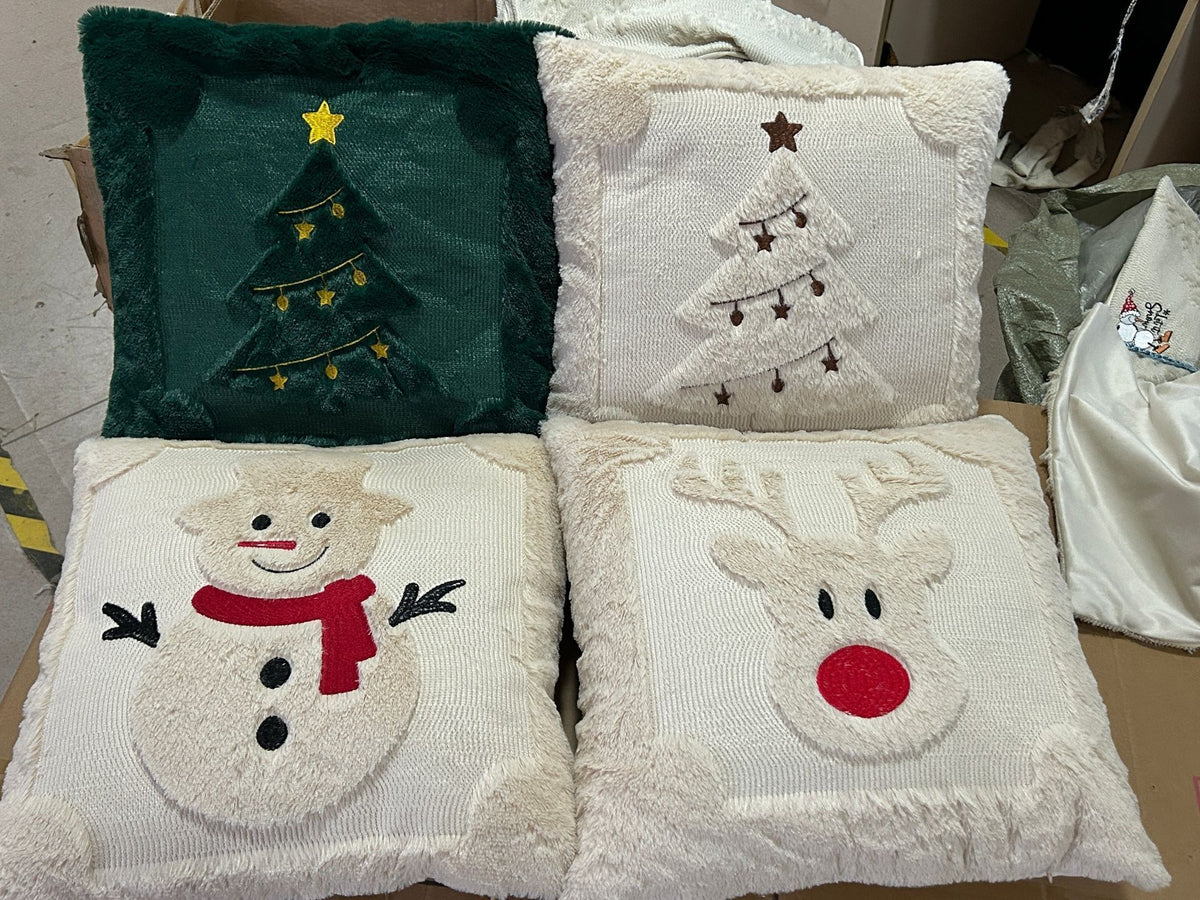 Set of 2 Christmas Cushion Covers - New Green Large Christmas Tree (Pillow filling not included)
